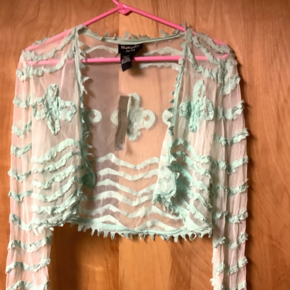 Cute size 4 brand new crop top mint green
